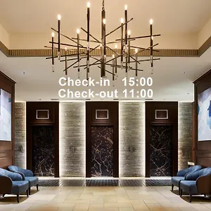 Mitsui Garden Shiodome Italia-gai - יפן