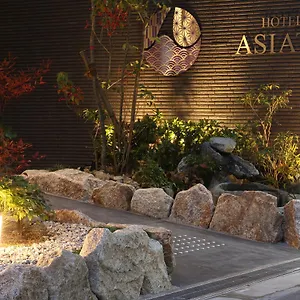 Hotel -asiato-